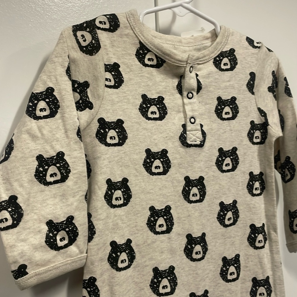 New Yoga Sprout onesie bear outfit.  Soft cotton.  24 months.